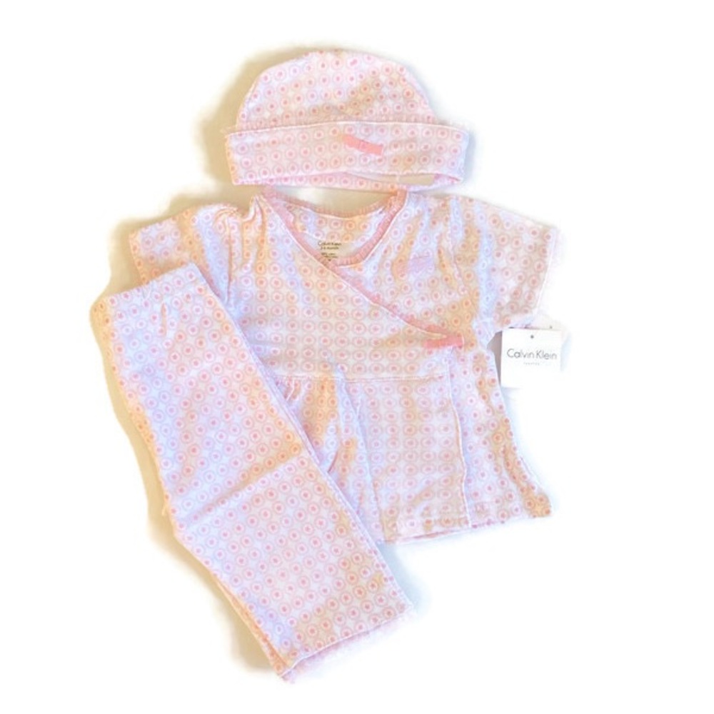 Calvin Klein 3 Piece Set Newborn NWT $30